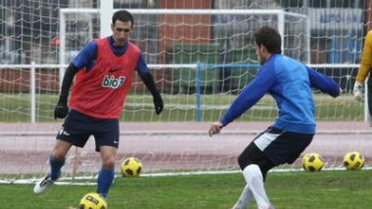 Luis Prieto fue el recambio de Alcaide la semana pasada y puede volver a serlo mañana.