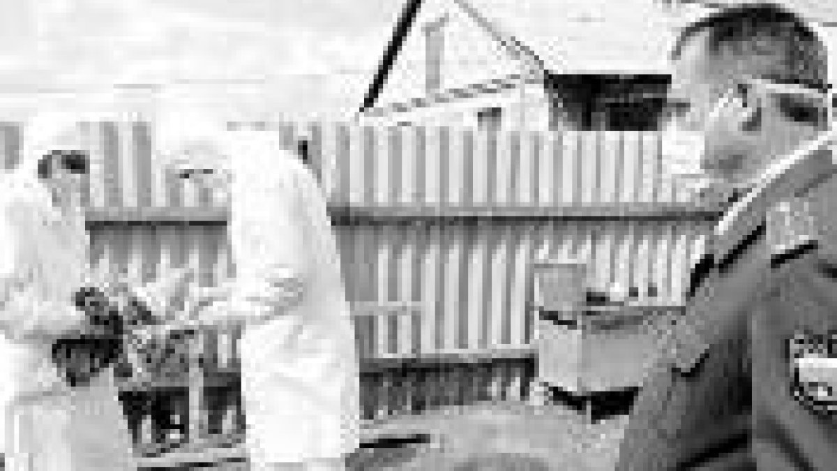 Las autoridades sanitarias tratan de controlar la expansión de la gripe aviar por Rusia