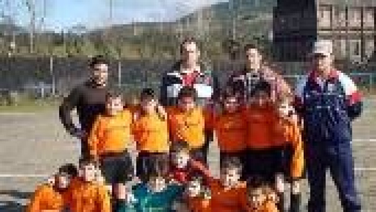 Formación del Toreno benjamín que milita en el grupo 2 de Copa