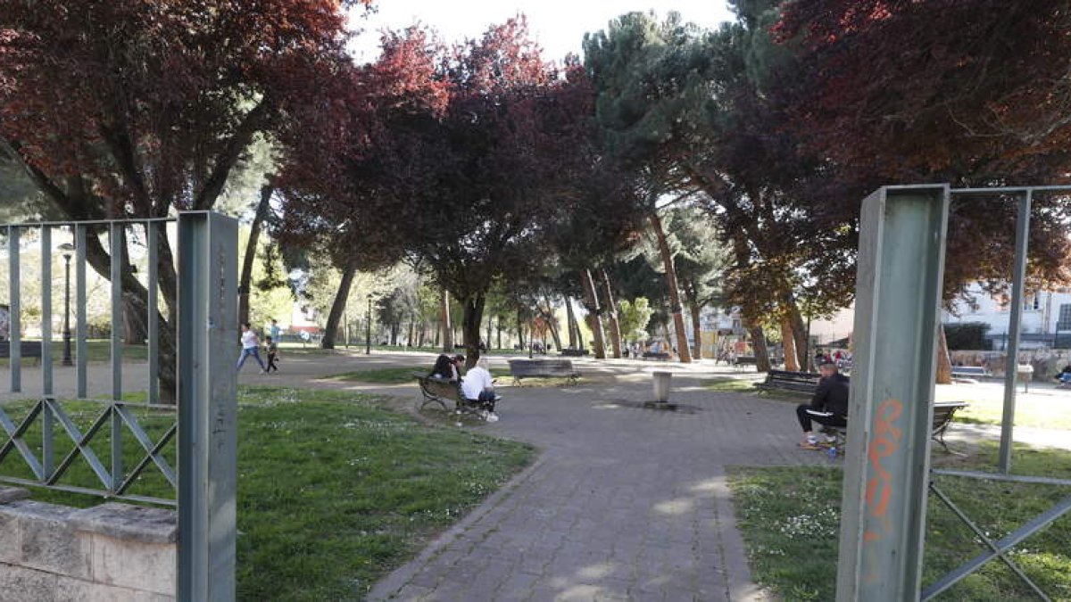 Imagen del parque Pablo Picasso de Cuatrovientos, ayer por la tarde. ANA F. BARREDO