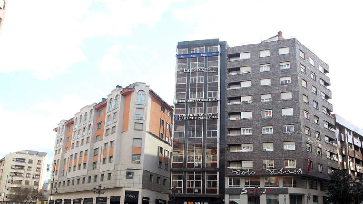 La protesta de mañana será en la céntrica plaza ponferradina.