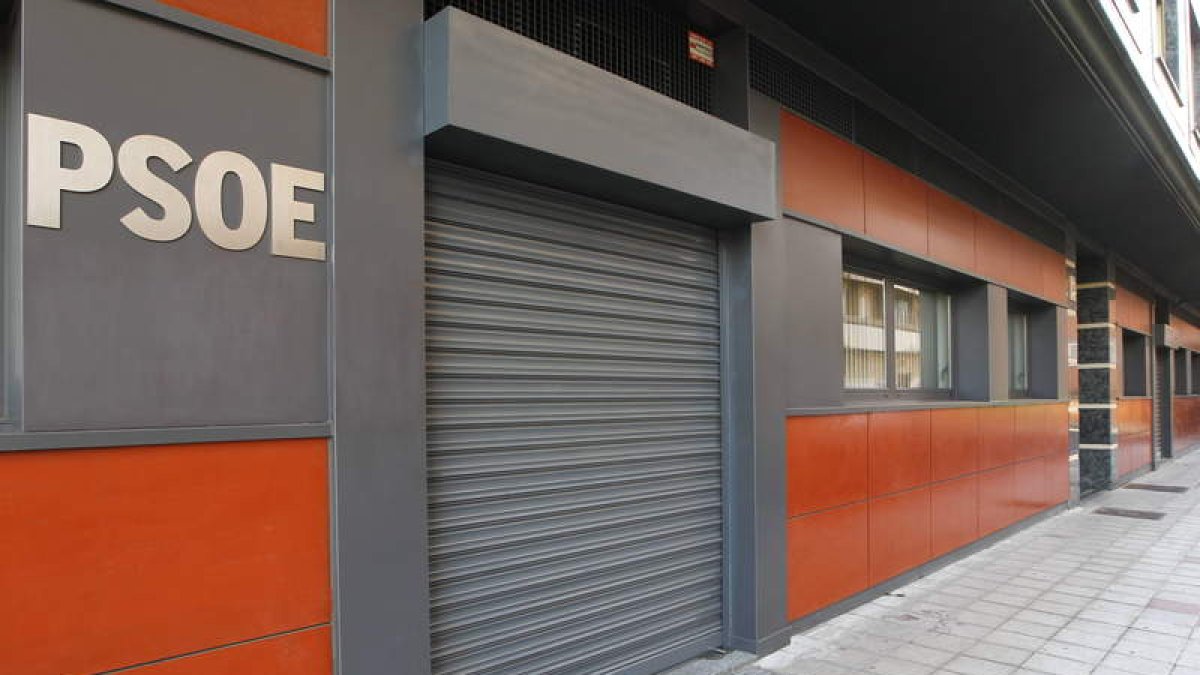 Las trapas de la sede en León permanecen cerradas.