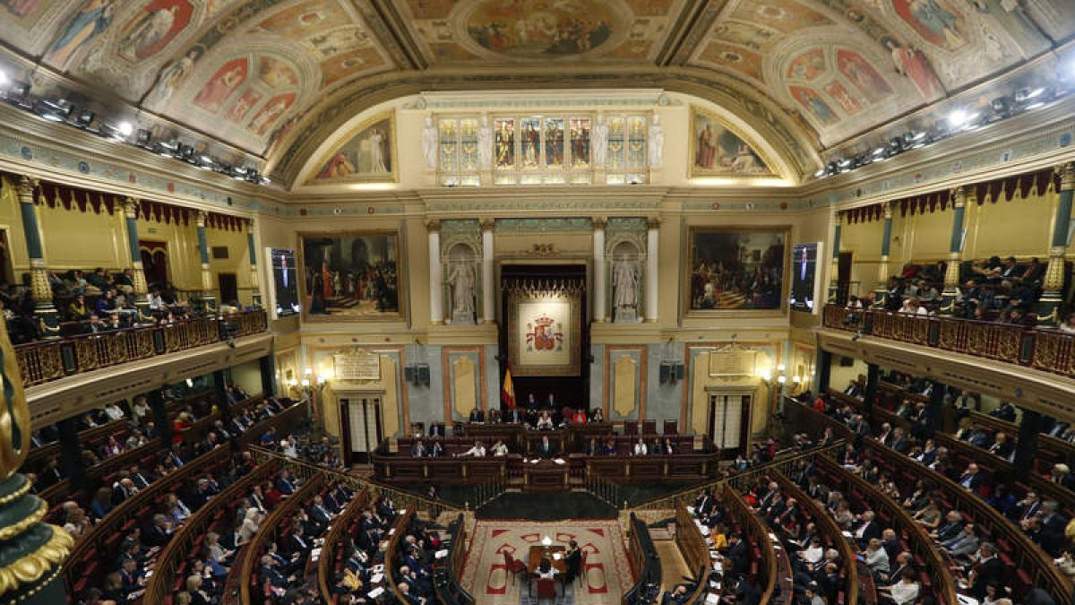 Vista general del hemiciclo durante el discurso de investidura de Mariano Rajoy. JAVIER LIZÓN