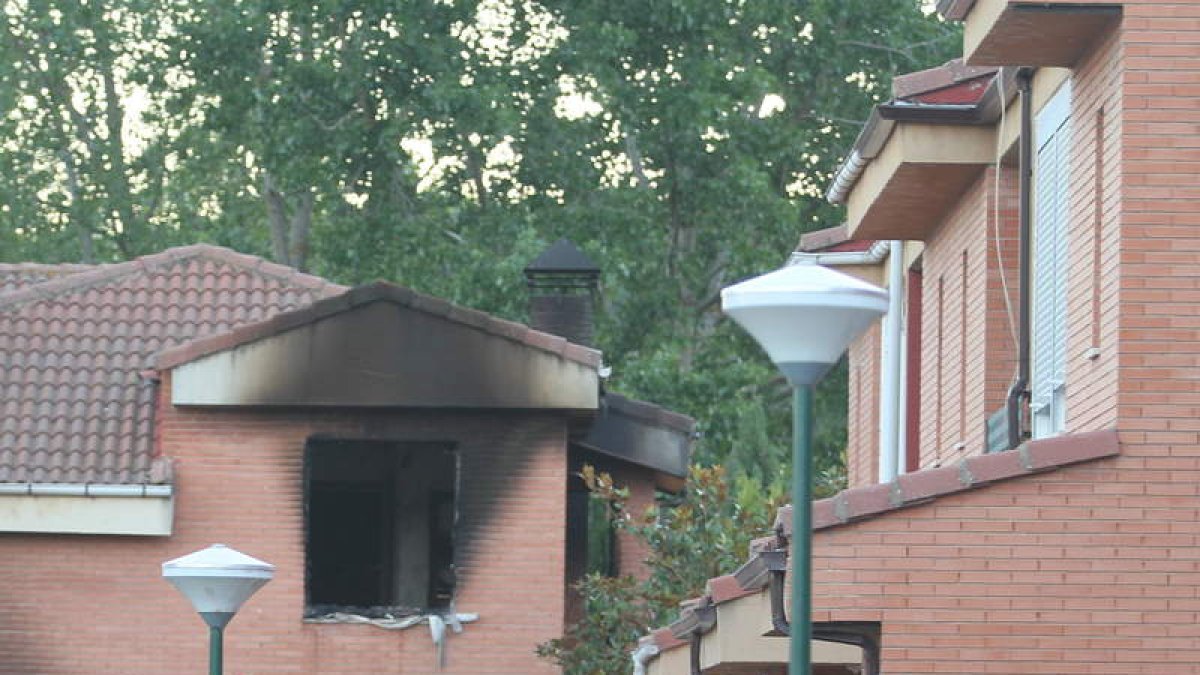 Estado en el que quedó la casa después del incendio.