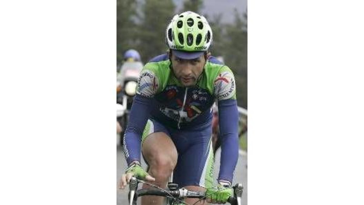 El ciclista gallego del equipo Comunidad Valenciana, David Blanco