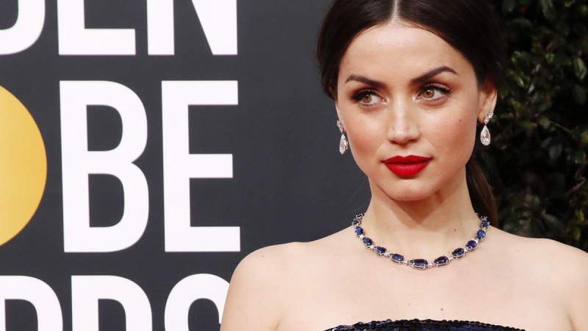 La actriz hispano cubana Ana de Armas, en la ceremonia de los Globos de Oro.