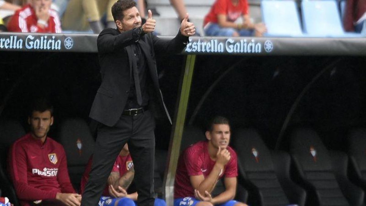 Simeone, durante el encuentro que el Atlético disputó en Balaídos ante el Celta el pasado sábado.