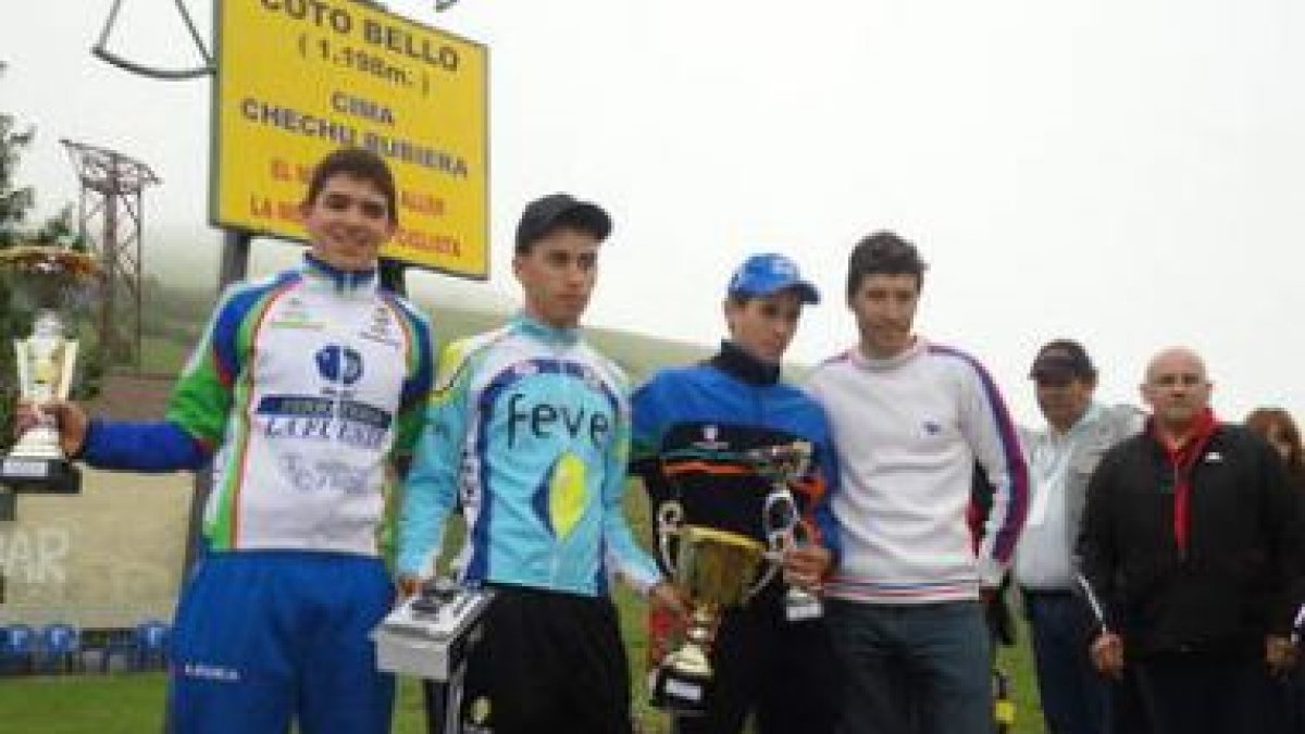 Ganadores de la cronoescalada a la cima de Chechu.