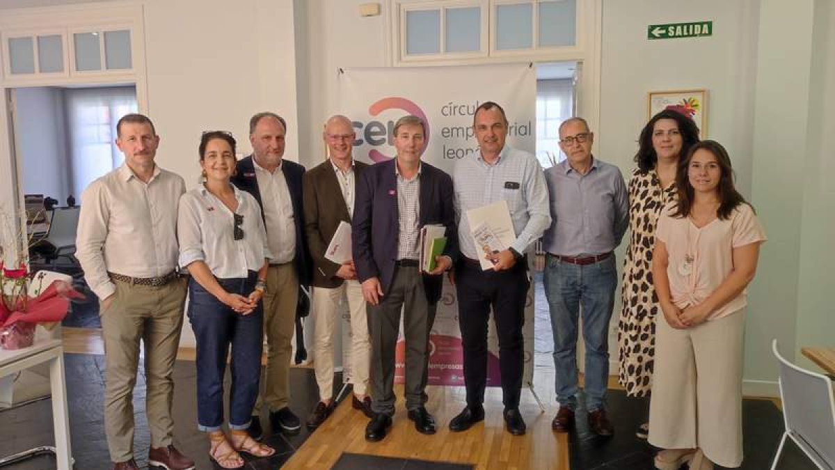 Los candidatos de la UPL se reunieron con el CEL. DL