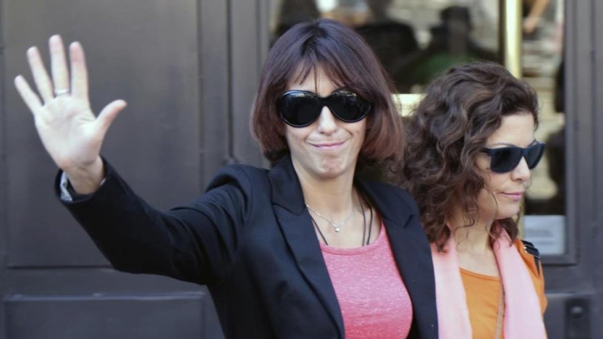 Juana Rivas, a la salida de los jugados de Granada, el 5 de septiembre.