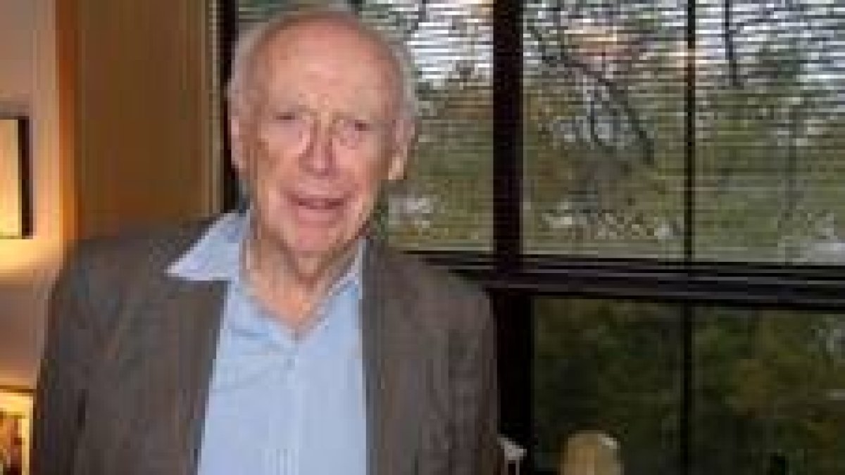 El Nobel de Medicina, James Watson, cree que la ingeniería genética podrá curar la «estupidez»