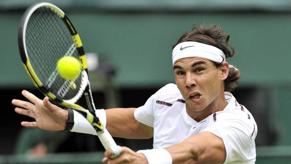 Nadal, en un partido de Wimbledon de la temporada pasada.