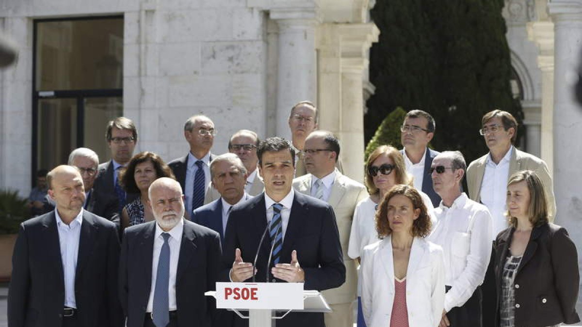 Sánchez defendió una revisión de la Constitución.