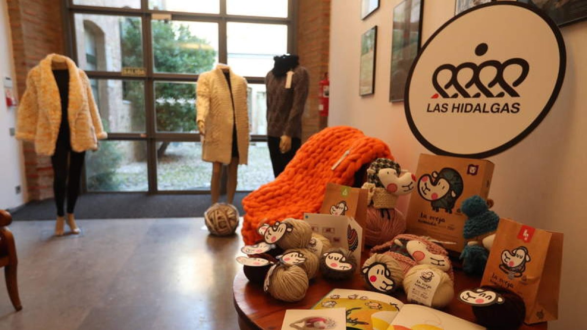 El foro incluye, además de las conferencias, una exposición y un cuentacuentos y taller infantil. RAMIRO