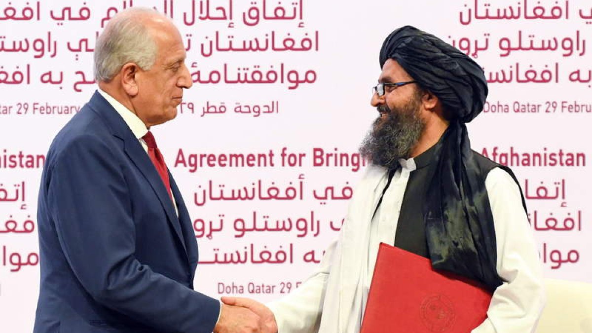 Firma del acuerdo entre EE UU y los talibanes.