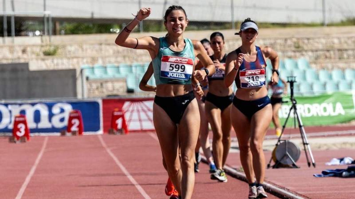Lucía Redondo conquistó el oro en Tarragona en el Campeonato de España sub-23 de atletismo. RFEA