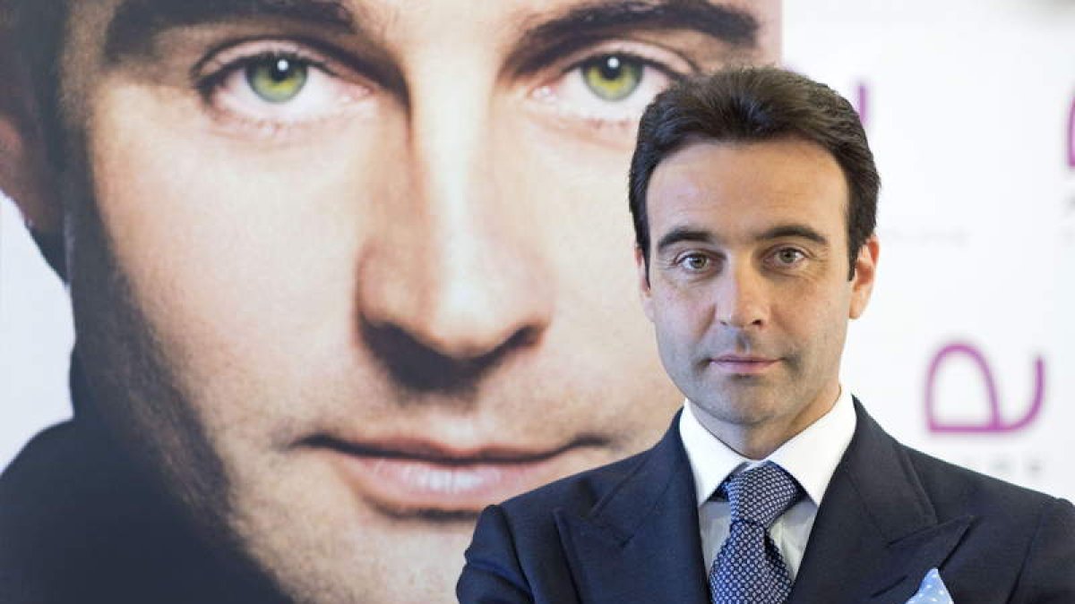 Enrique Ponce, el pasado día 15, en la presentación de su libro de memorias en Valencia.