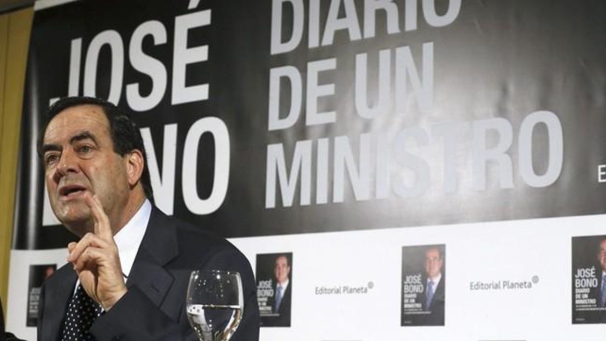 El exministro José Bono, en la presentación de la segunda parte de sus memorias.