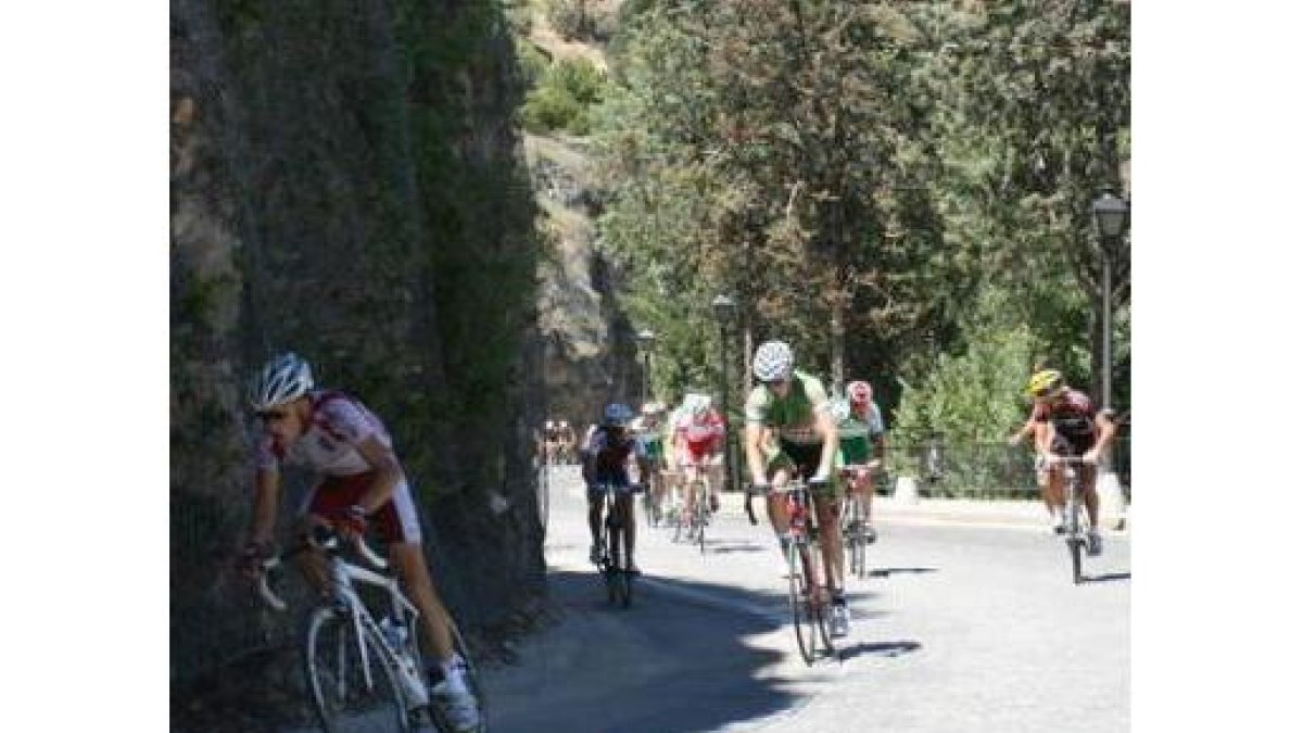 Roberto Méndez fue uno de los destacados en la prueba en ruta.