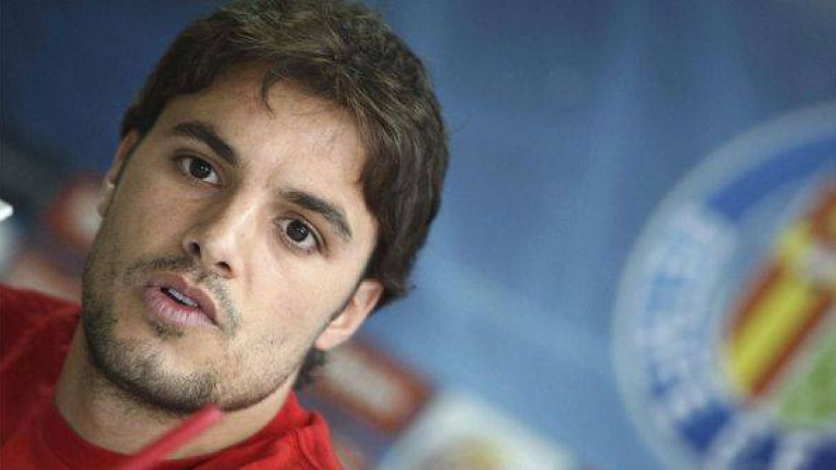Pedro León, el día de su presentación como jugador del Getafe, en el 2011.