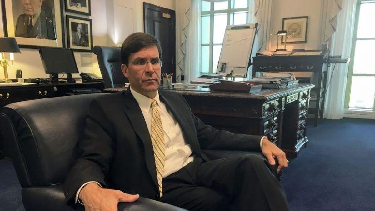 El secretario de la armada de EEUU Mark Esper.