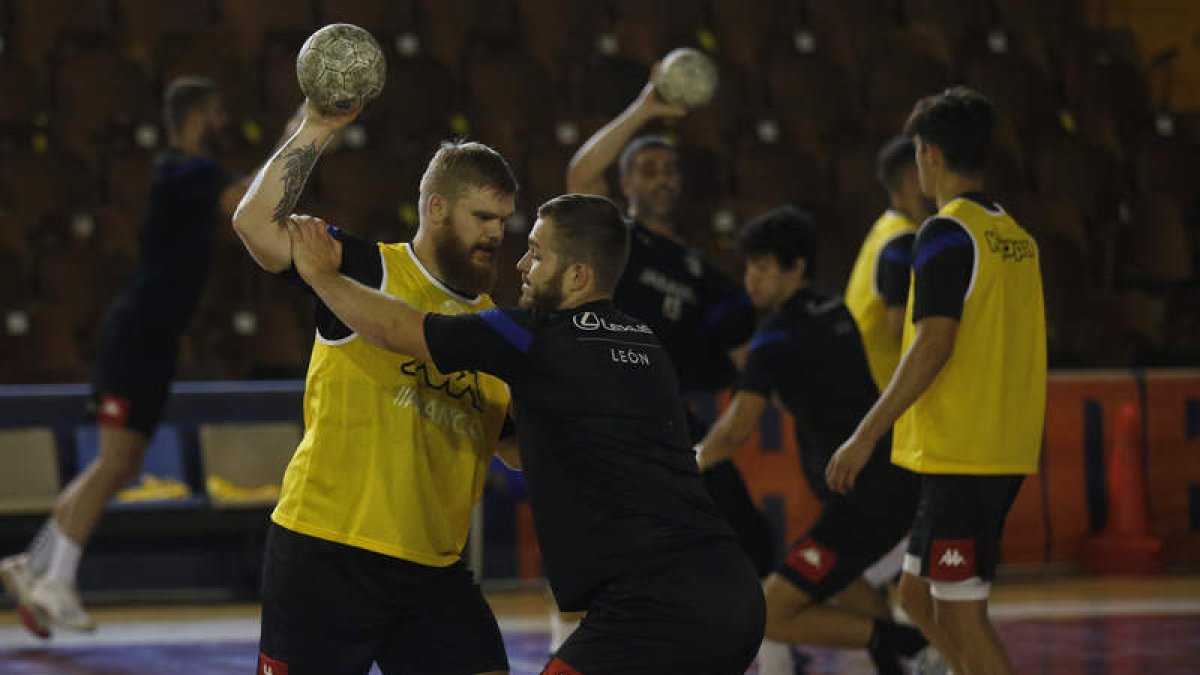 El equipo ademarista se presenta esta tarde ante su afición frente al equipo egipcio. FERNANDO OTERO