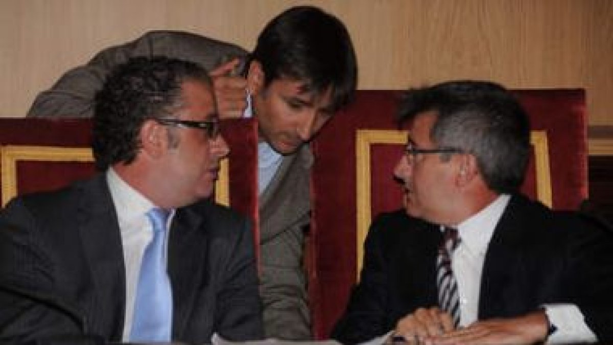 Gutiérrez expresa su miedo a que el PP «judicialice» la moción de la memoria