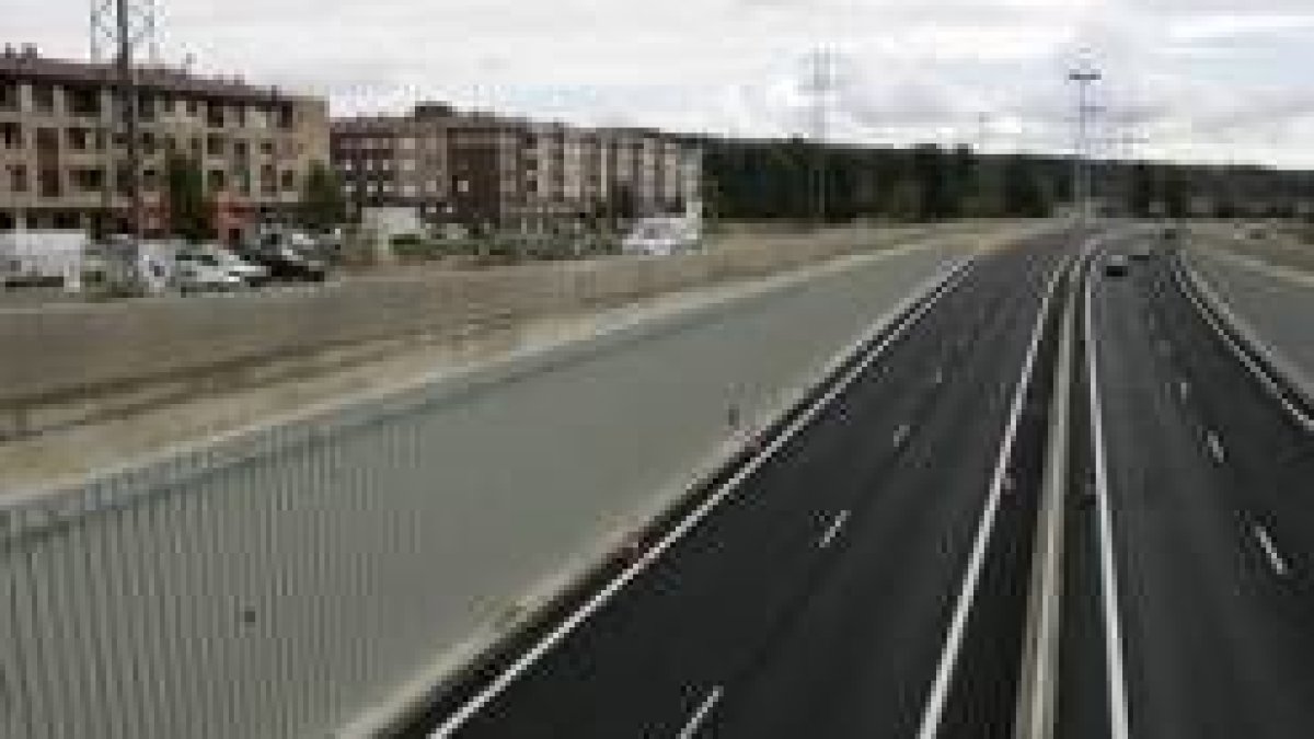 Villaquilambre se suma a la iniciativa de permeabilizar la Ronda Este antes del 2011
