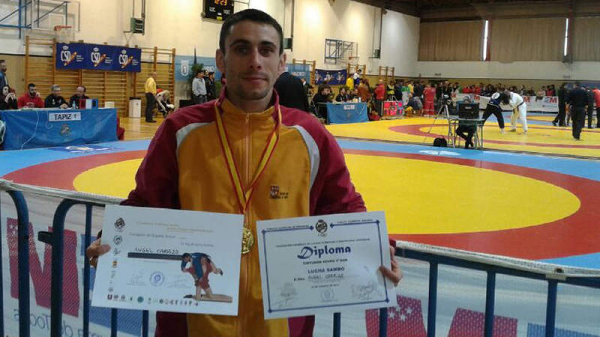 El Campeonato Nacional Absoluto celebrado en el CAR Blume de Madrid reconoció el máximo nivel de los luchadores leoneses.