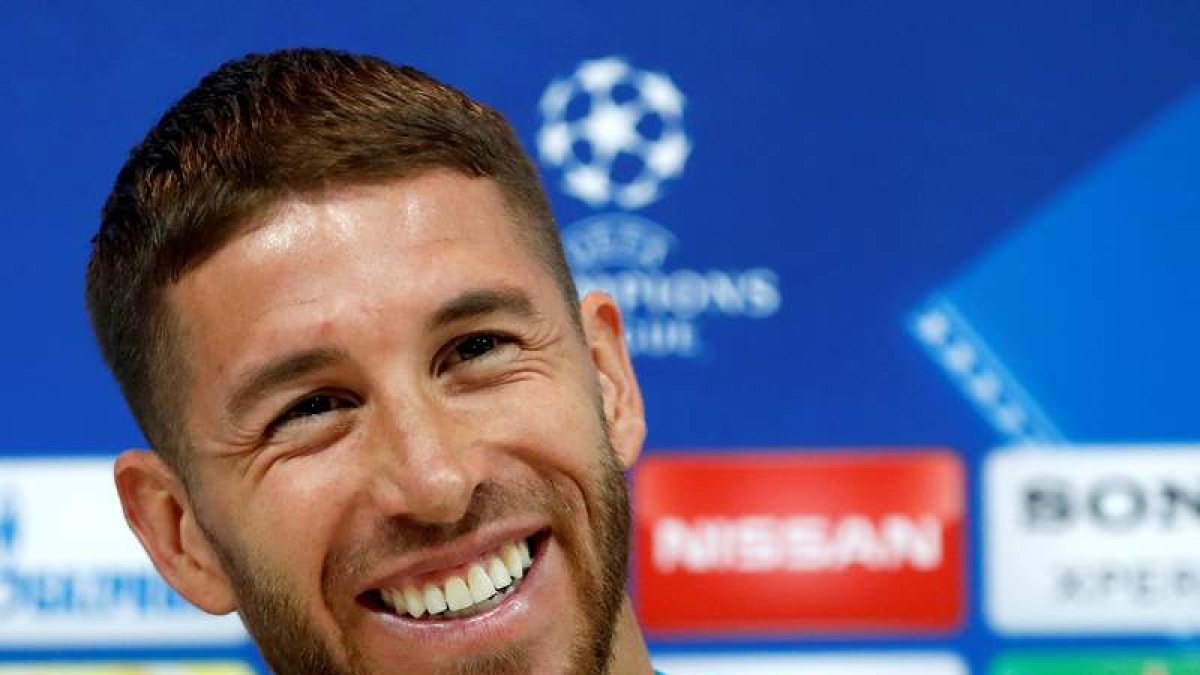 Sergio Ramos valora la calidad de los jugadores del Liverpool y su «enorme físico». CHEMA MOYA