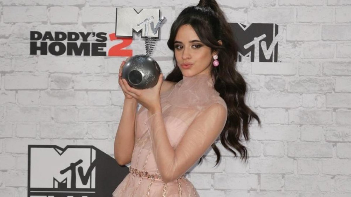 La cantante cubano-estadounidense Camila Cabello, en los MTV Europe Music Adwards