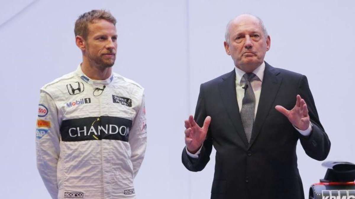 Jenson Button y Ron Dennis, juntos en 2015.