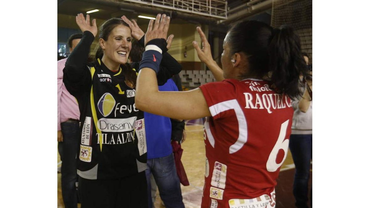 Dos referentes del Cleba: Raquel Caño y Cristina González.