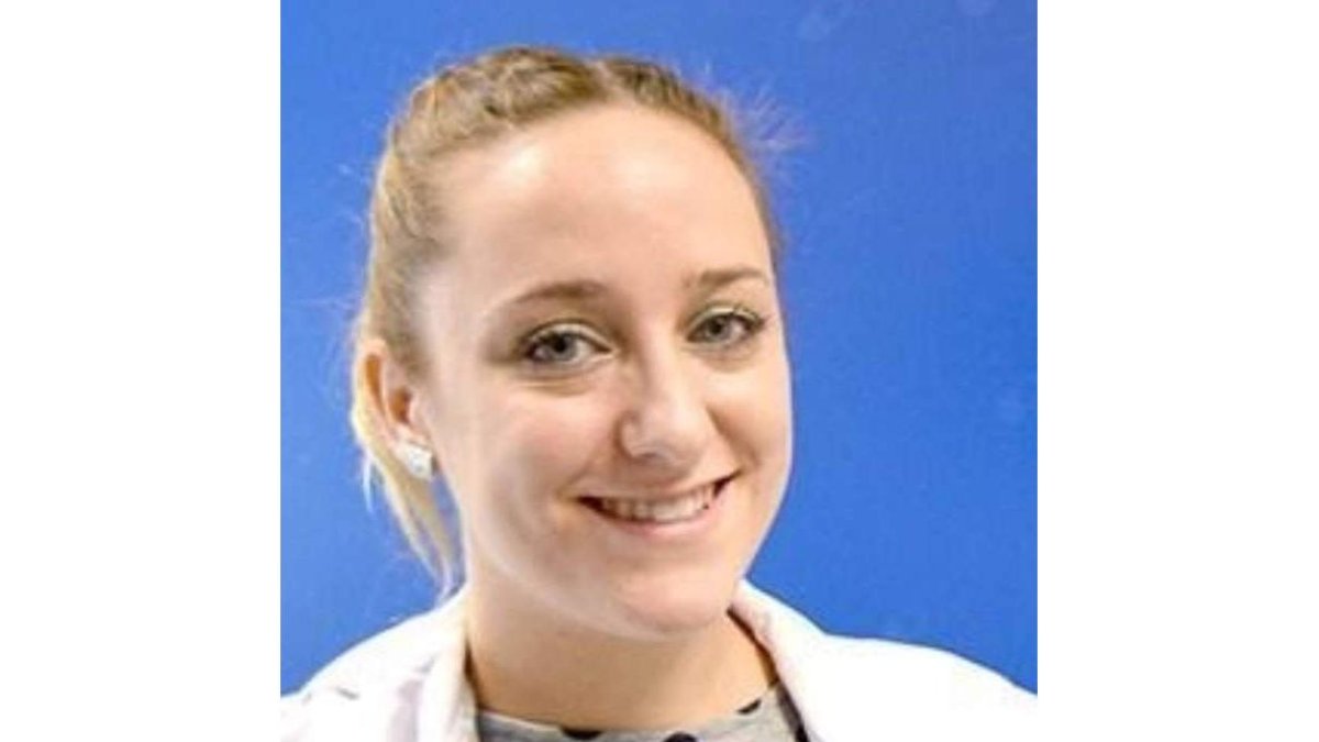 Cristina Olmo Paniagua, especialista en logopedia y logofoniatría. DL