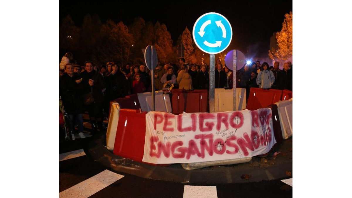 Los vecinos se manifestaron por tercera vez.