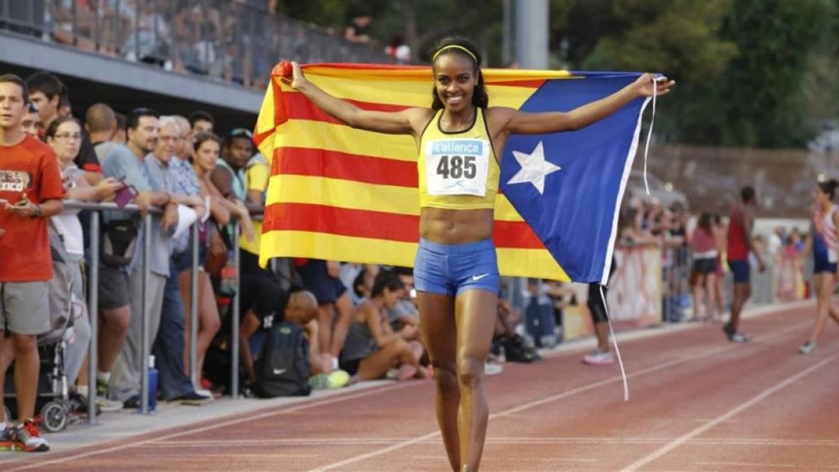 Genzebe Dibaba, el año pasado, en el estadio Serrahima de Barcelona.