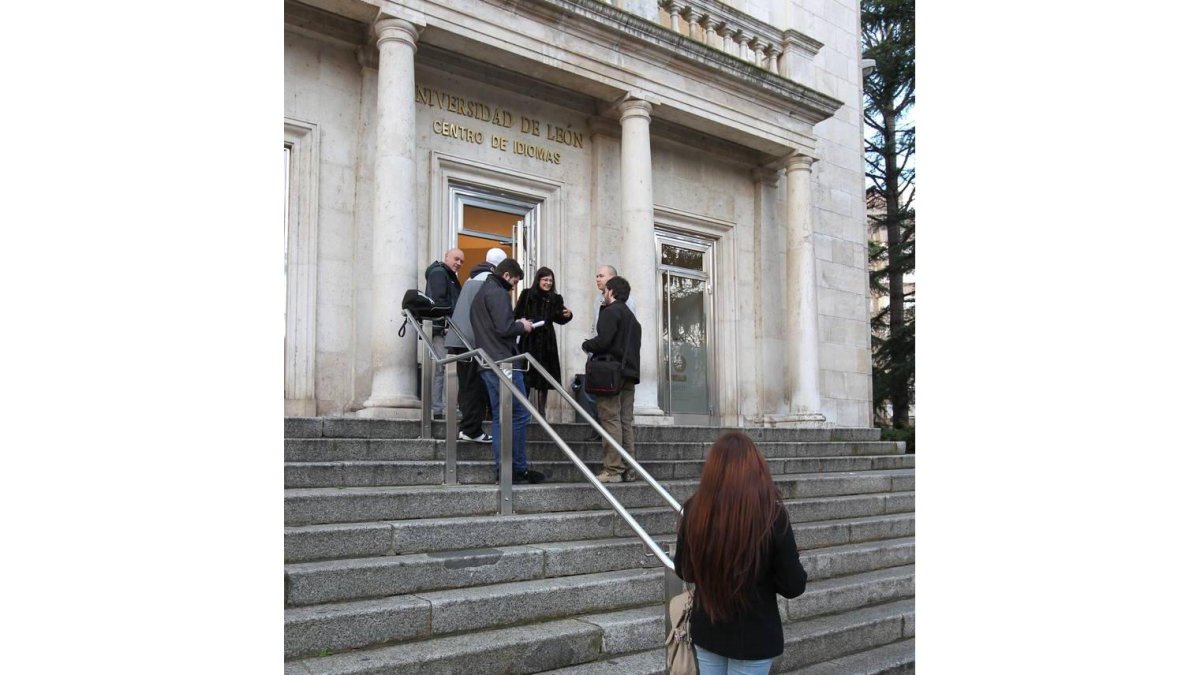 Centro de Idiomas de la Universidad de León en la antigua Escuela de Comercio