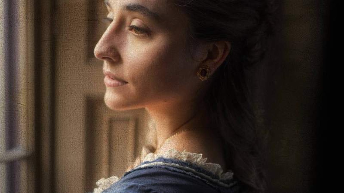 Un retrato de Gútale Rothschild. Debajo, la portada del libro y la autora Sara Aharoni