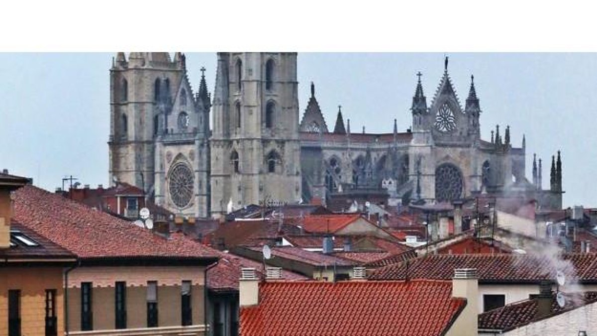 Vista de la ciudad con la Catedral al fondo