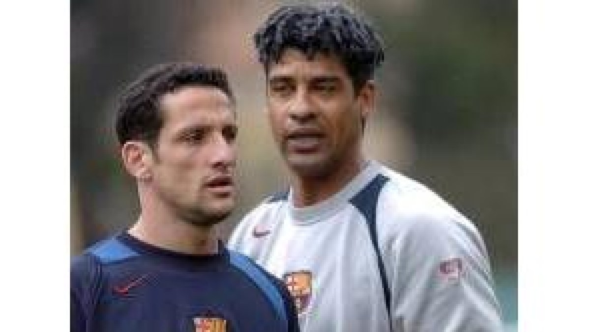 La ausencia de Márquez hará que Rijkaard alinee en el once a Belletti