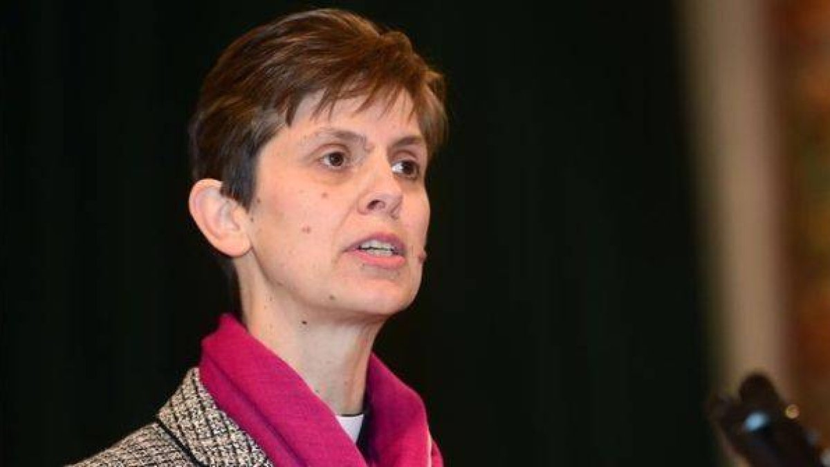 Libby Lane, la primera mujer obispo de la Iglesia de Inglaterra.