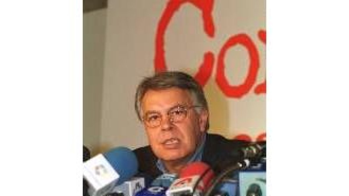 Felipe González sufrió el acoso de Cascos