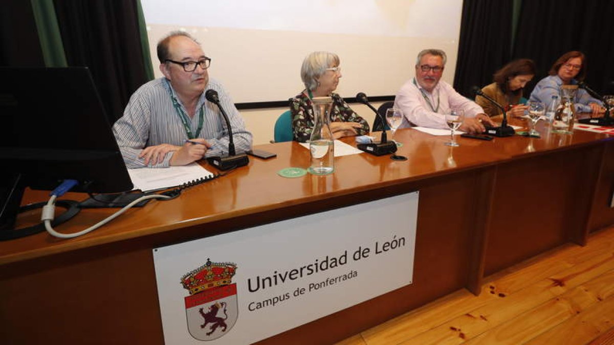 Imagen de la inauguración de las jornadas. L. DE LA MATA