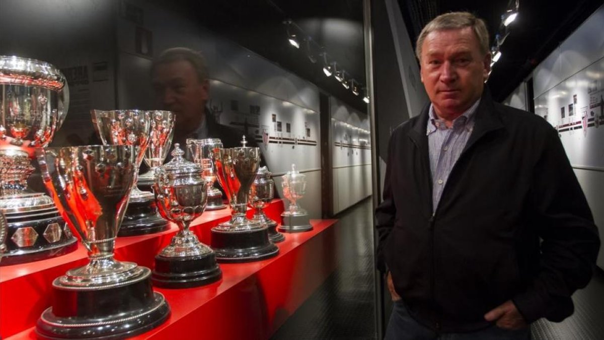 Javier Clemente, en el museo del Athletic.