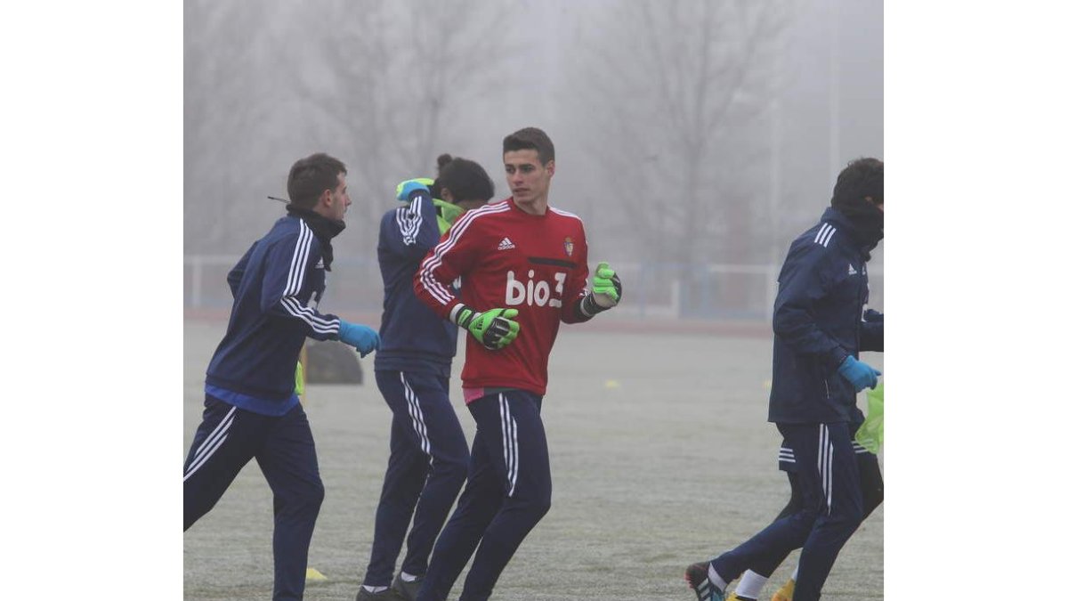 Kepa Arrizabalaga, que completó una semana de entrenamientos, podría ser la gran novedad.