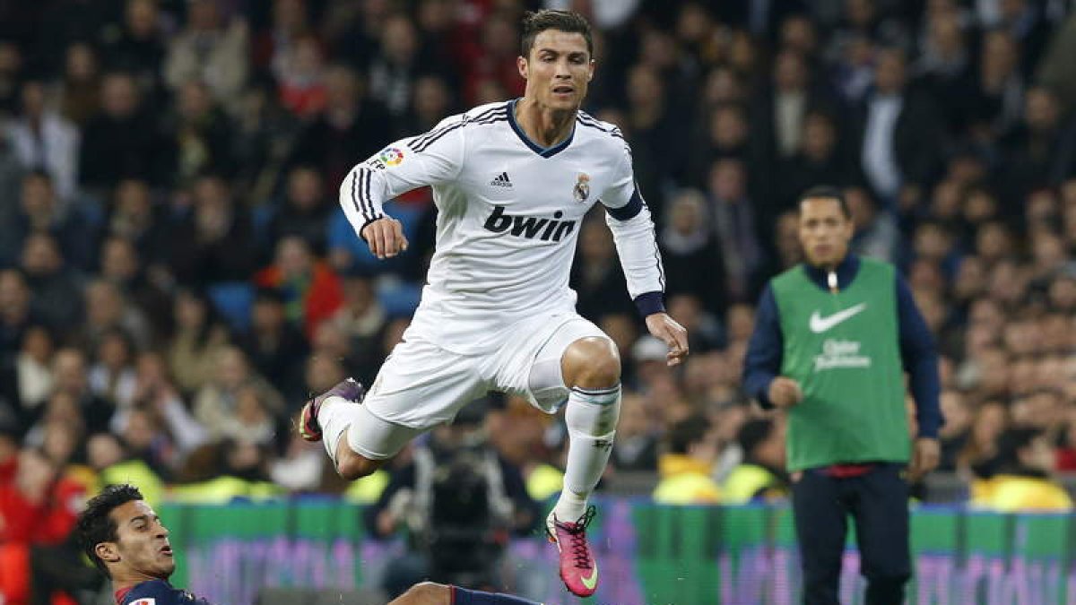 Real Madrid y Barcelona se miran de reojo en el sorteo de las semifinales.