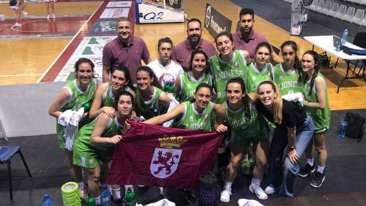 El Patatas Hijolusa, octavas en el Campeonato de España de la categoría cadete femenino. DL