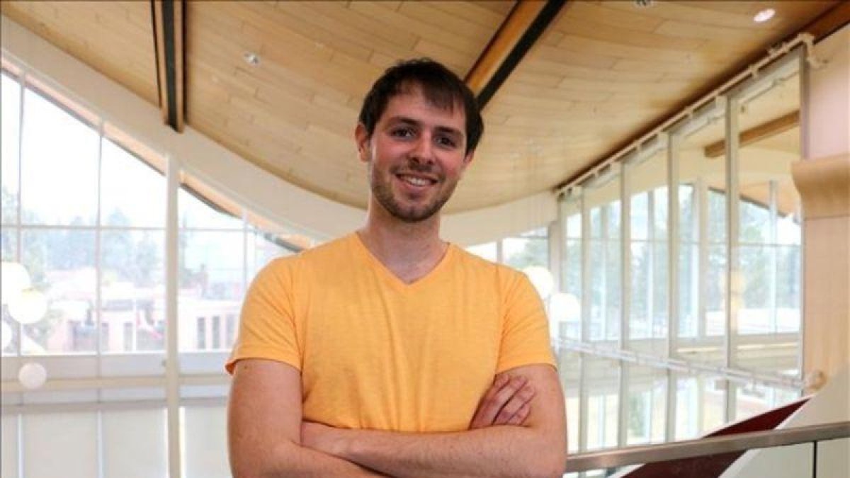 Albert Adserias, estudiante de QuÍmica de la UAB que está cursando la carrera en la Thompson Rivers University, en Canadá.