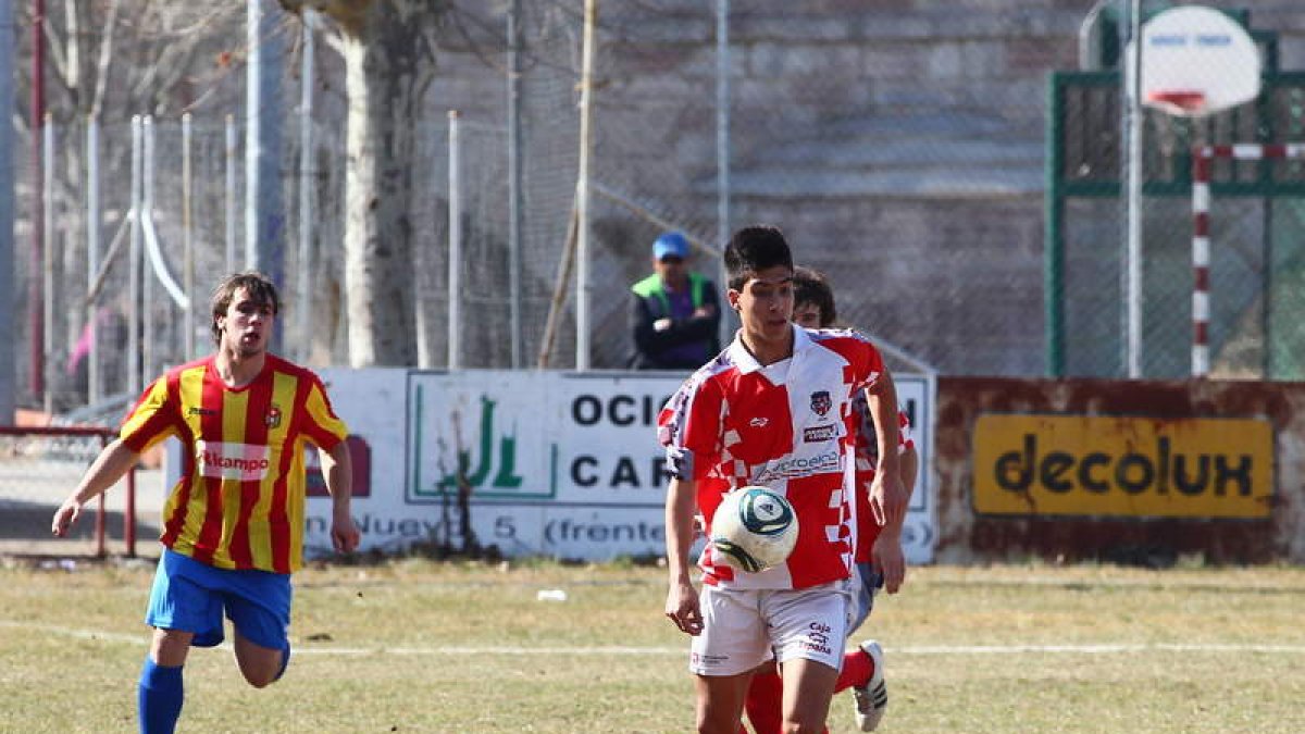 Jorge llevó la batuta del Puente Castro ante el Conxo.