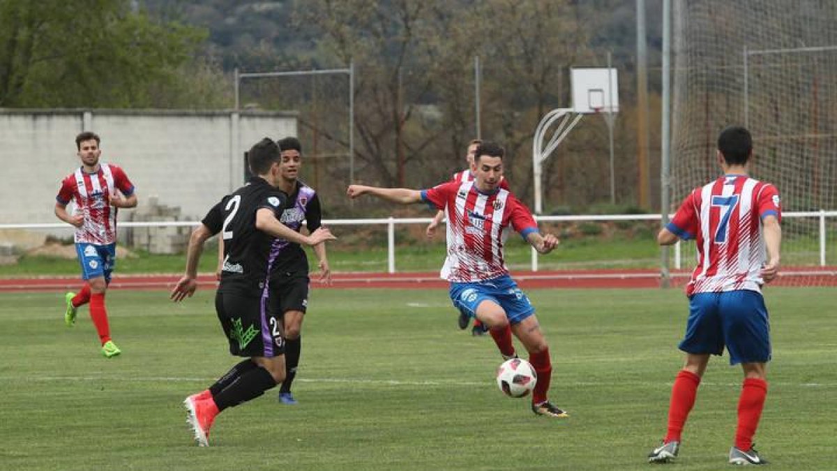 El Bembibre puso la nota discordante en una buena jornada de Tercera.